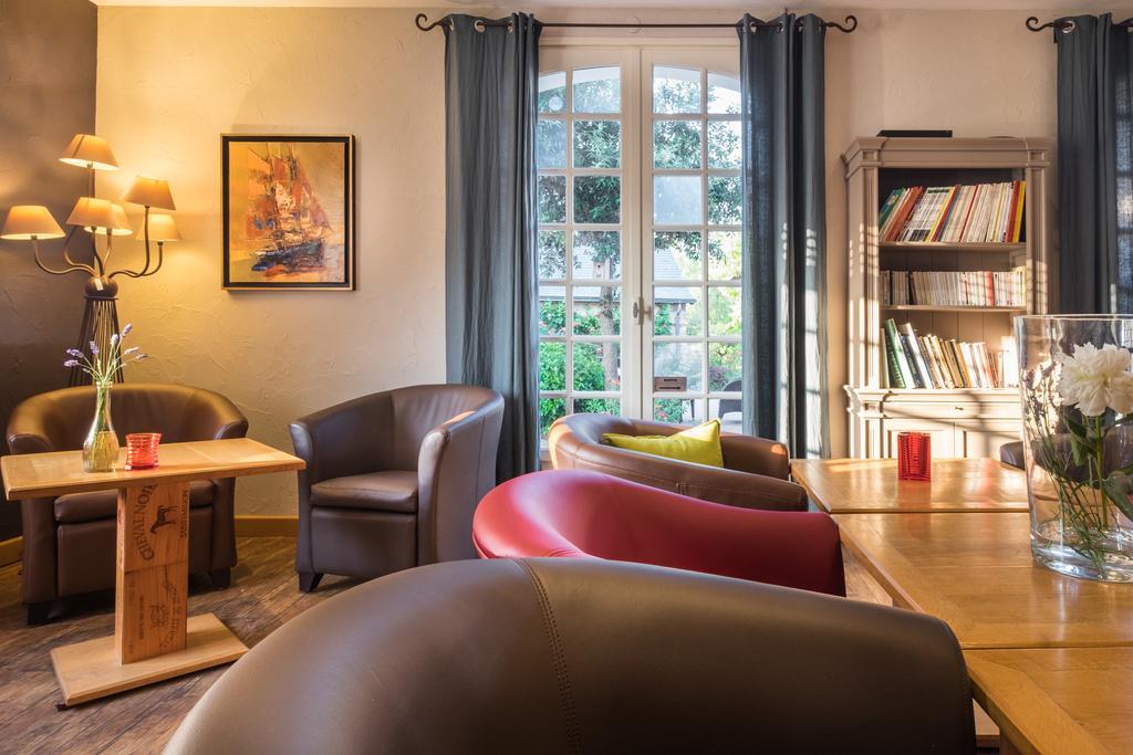 Logis L'Ermitage Hotel & Restaurant Saulges المظهر الخارجي الصورة