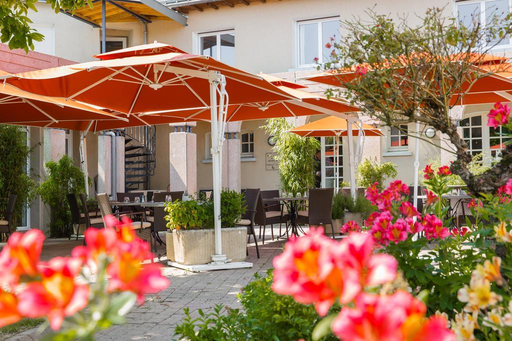 Logis L'Ermitage Hotel & Restaurant Saulges المظهر الخارجي الصورة