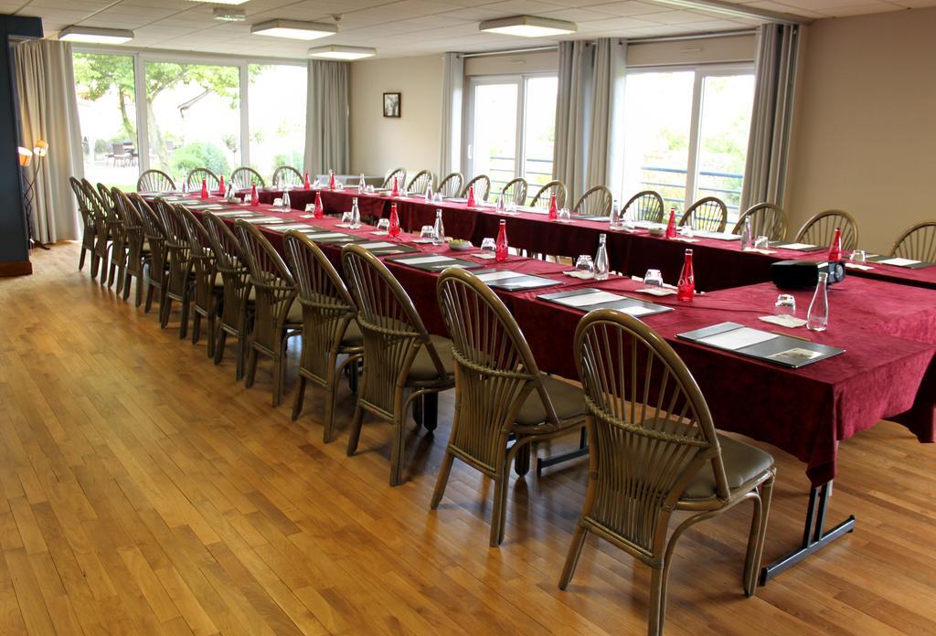 Logis L'Ermitage Hotel & Restaurant Saulges المظهر الخارجي الصورة