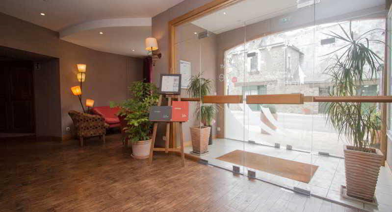 Logis L'Ermitage Hotel & Restaurant Saulges المظهر الخارجي الصورة