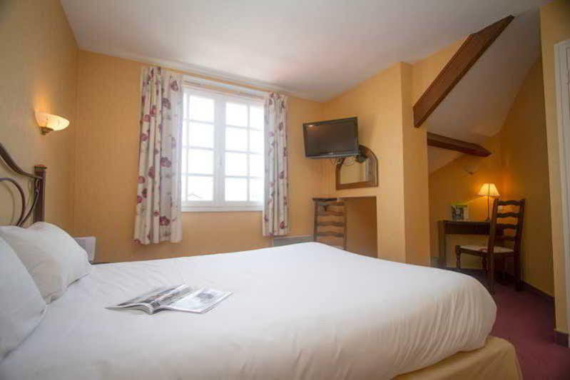 Logis L'Ermitage Hotel & Restaurant Saulges المظهر الخارجي الصورة